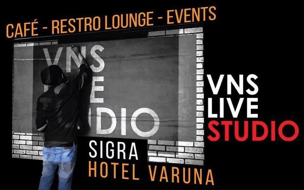 ***  Hotel Varuna Varanasi India