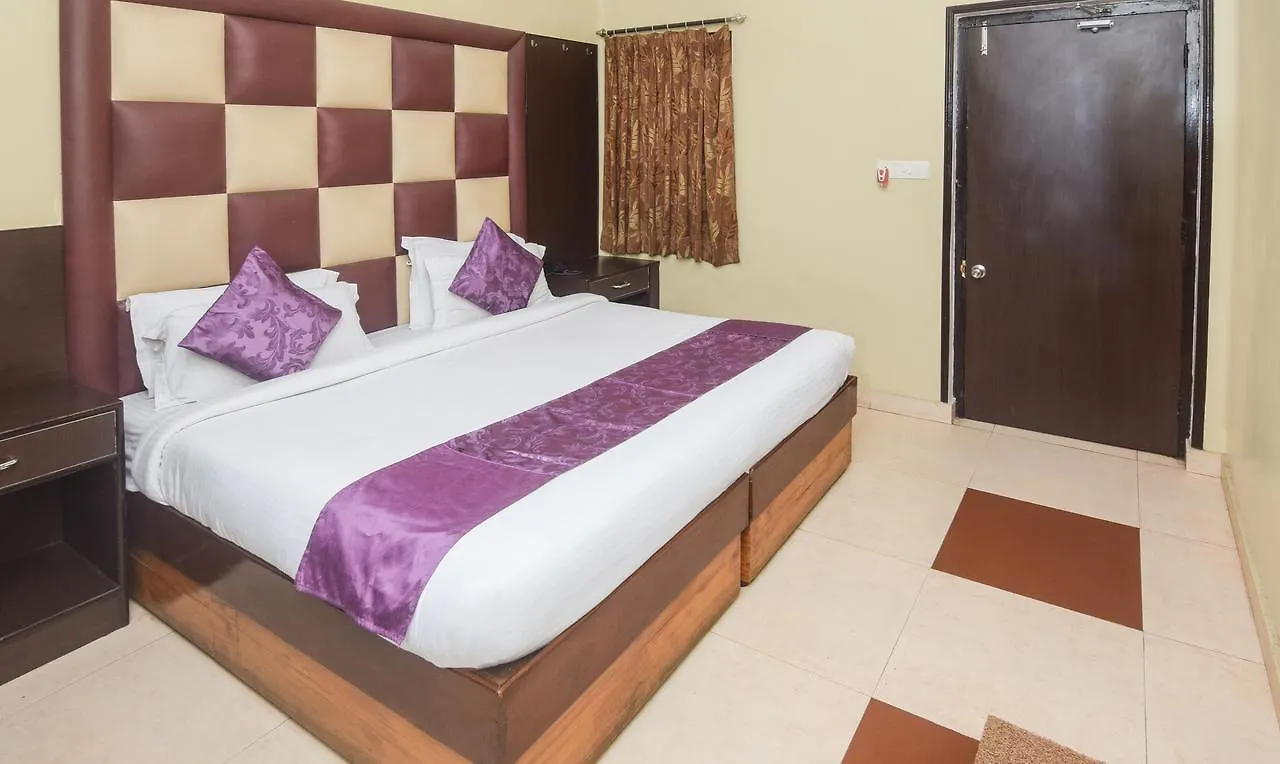 Hotel Varuna Varanasi
