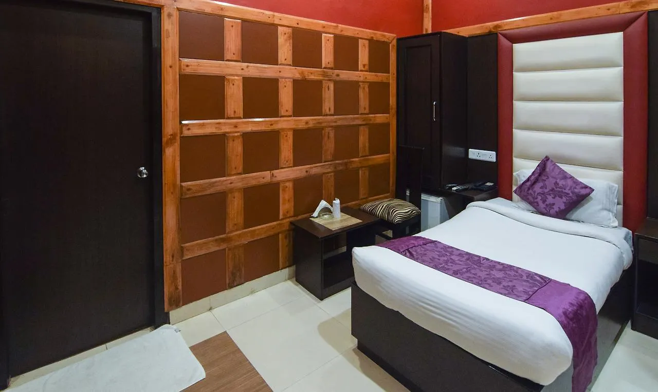 Hotel Varuna Varanasi India