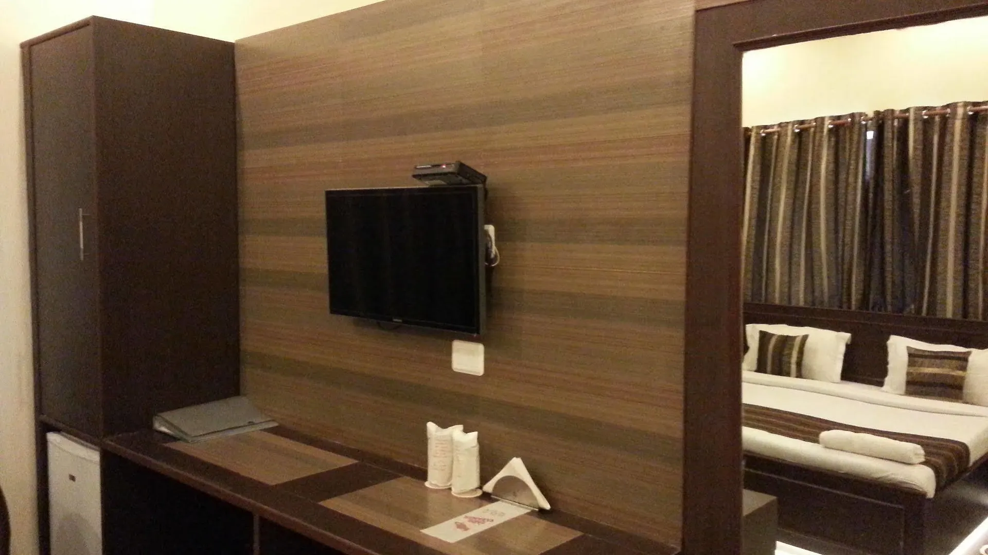 Hotel Varuna Varanasi